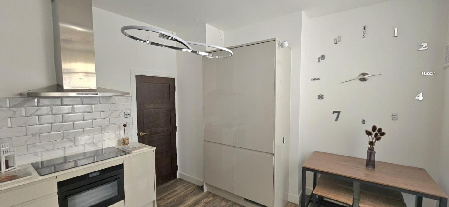 Bridge Stunning 2 Bedroom * Londra