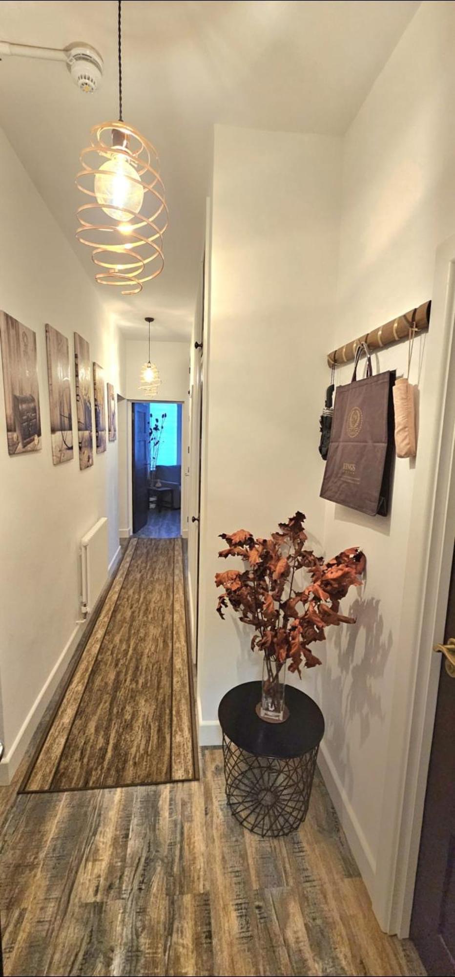 Bridge Stunning 2 Bedroom * Londra